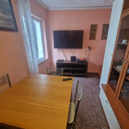Casavacanza Carnea * La Spezia